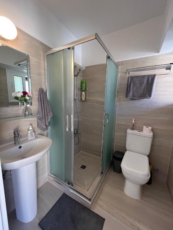 Papho'S Mare Apts Paphos Ngoại thất bức ảnh