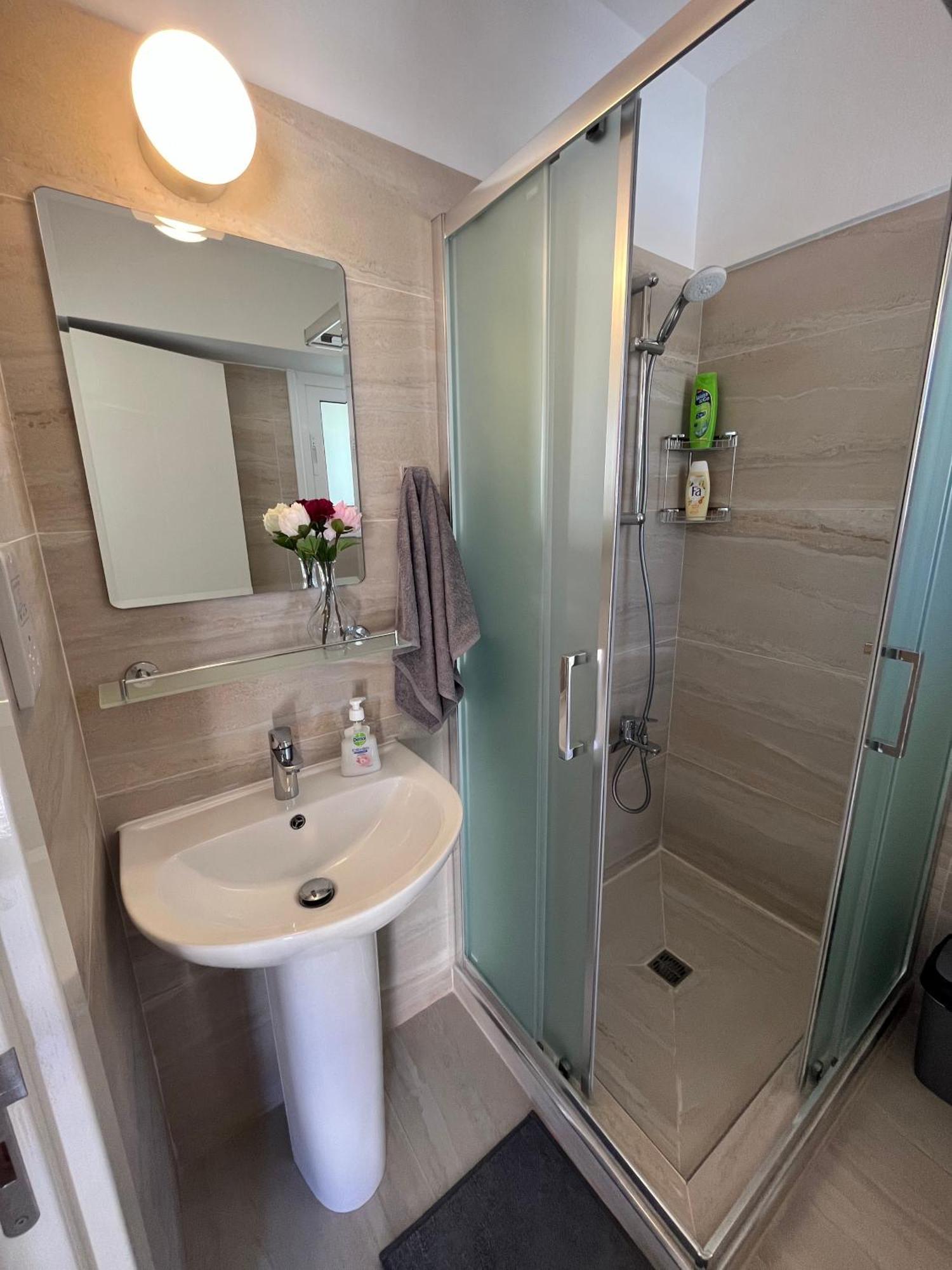 Papho'S Mare Apts Paphos Ngoại thất bức ảnh